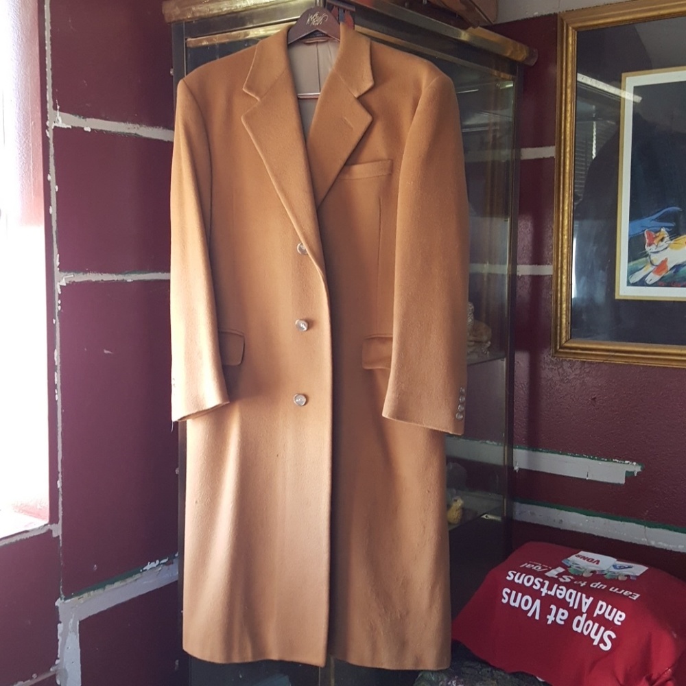 BILL BLASS CASHMERE winter overcoat